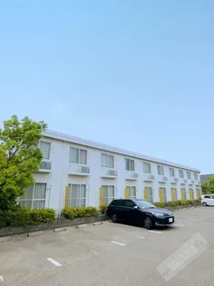 レオパレスなぐさ【1階】の外観