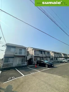 ラベニュー西中【1階】の外観