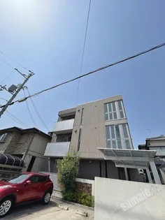 テラス新中通【2階】の外観