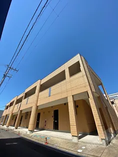 モイス・シャーム【1階】の外観