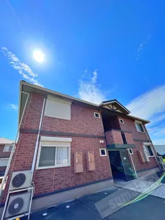 パイン テイル C棟【1階】の外観