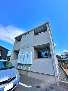 ア・ソレイアード【1階】の外観