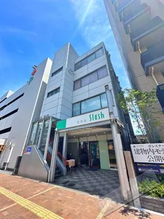 スチールビルの画像