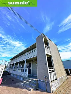 レオネクストクレーン【1階】の外観