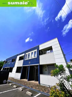 レゴリス【2階】の外観