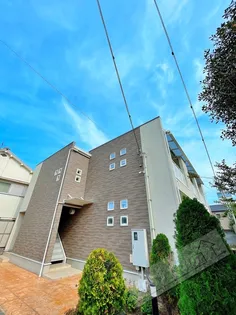 フェリオの画像