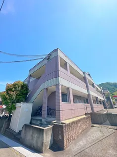 ポルトファミリア【2階】の外観