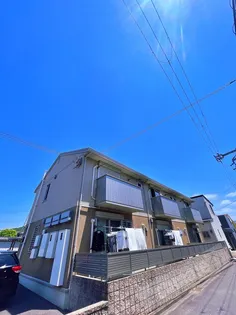 ファミーユ【1階】の外観