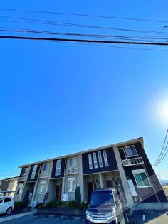 アヴァンツァート【2階】の外観