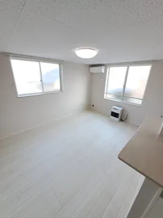 START A【2階】の外観