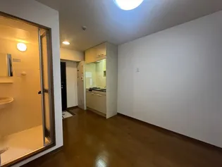 YKマンション【7階】の外観