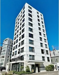 F022円山【2階】の外観