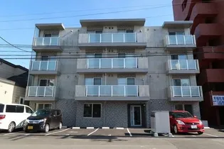 LAPLACE EASTの画像