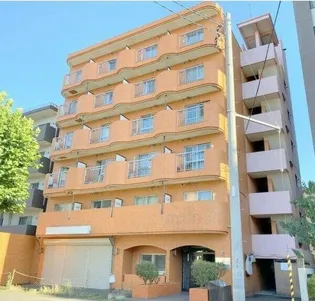 プレジール山鼻【3階】の外観