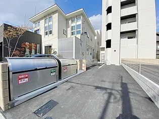 スリーアイランドタワー車道の画像