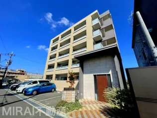 セレーナの画像