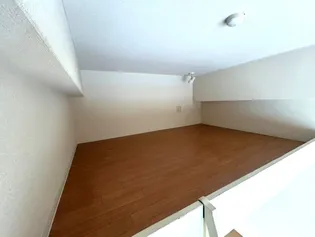 ロフティ北花田【4階】の寝室