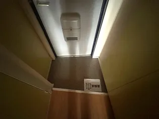 ロフティ北花田【4階】の玄関