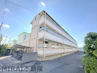 ロイヤルハイツ一津屋【1階】の外観