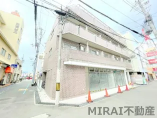 グレース栄の画像