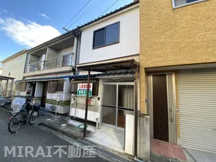 大阪府羽曳野市高鷲10丁目【一戸建】の外観