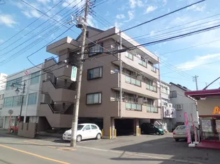 メゾンドグリュ【4階】の外観
