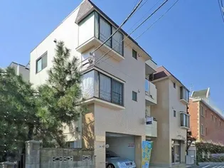 ナウトピア【3階】の外観