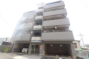 アヴァンセの画像