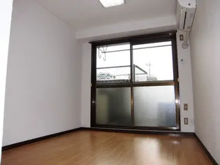 シャトー小手指【102号室】の内装