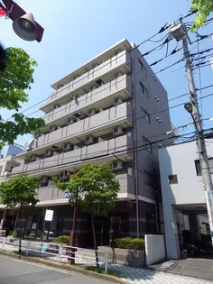 サル ド セジュールIIIの画像