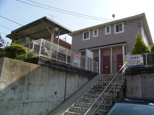 オーク フラッツ【2階】の外観