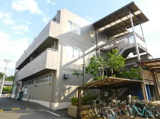 グランシャリオラピタ【3階】の外観