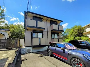 ウェーブ【1階】の外観