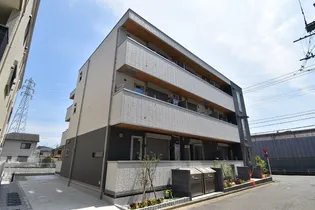 ルチェ・ソラーレ【1階】の外観