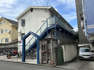 メゾン片倉【1階】の外観