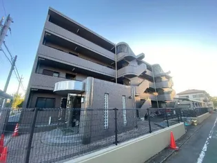 ヴィラ・クレスト旭が丘【2階】の外観