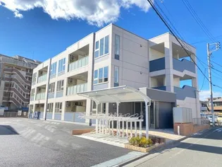 アヴァンサの画像