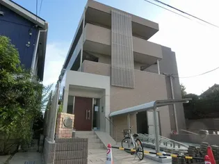 フォレスタ国立の画像