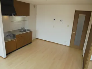 ファミール豊田【1階】の内装