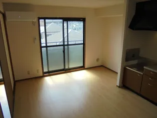 ファミール豊田【1階】の内装