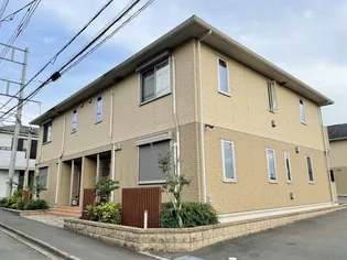 グローリータウンB【2階】の外観