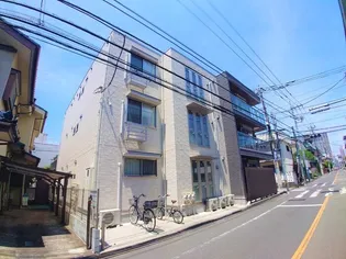 アヴニールの画像