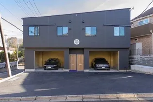 トータルガレージ雨間の画像