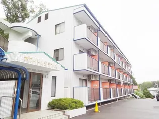 ホワイトレジデンス【3階】の外観