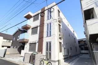 ストリーム久米川【3階】の外観