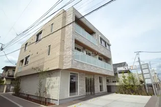 プレシャスコートマチヤの画像