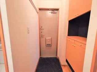 フォレスト【203号室】の玄関