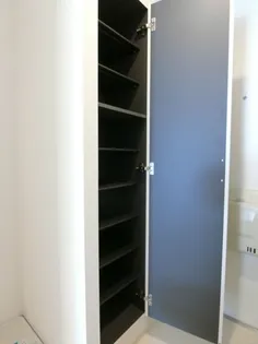 リブリ・グランベール【1階】の玄関