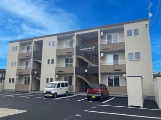 トレイブルックY館【1階】の外観