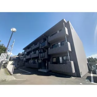 ドミール女鳥羽【2-D号室】の外観